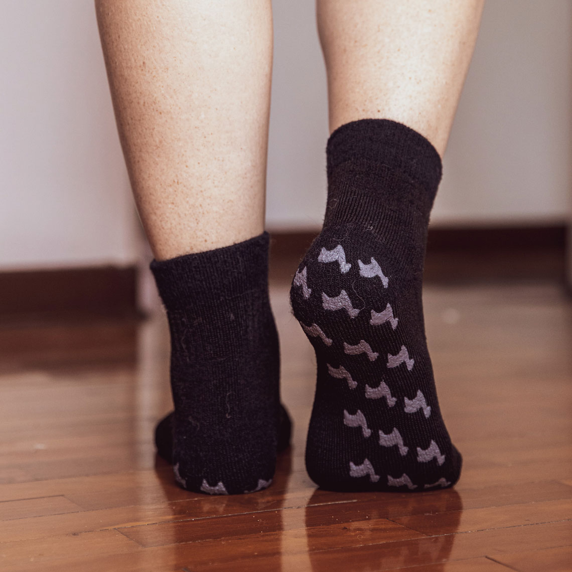 My Comfy Apparel no skid alpaca socks